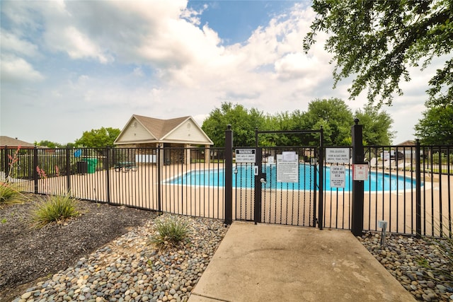 4009 Shiraz Dr, Denton, TX 76226 - view of community pool