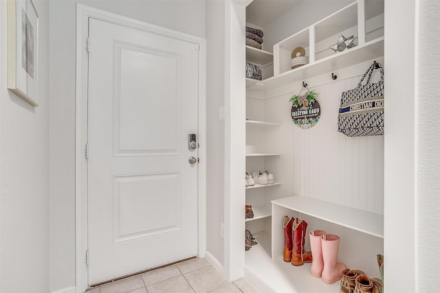 16556 White Fish Ln, Justin, TX 76247 - mudroom with light tile patterned flooring