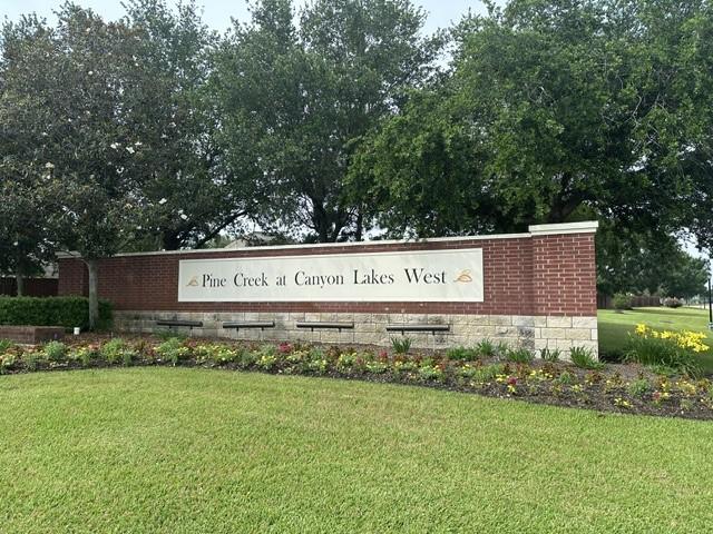 8602 Venezia Terrace Ct, Cypress, TX 77433 - community / neighborhood sign featuring a yard