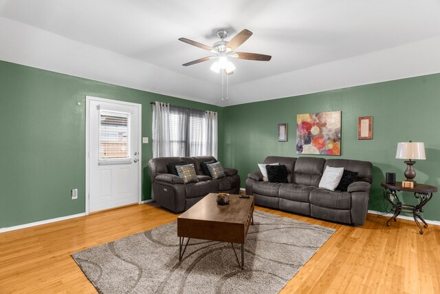 805 Canyon Pl, Desoto, TX 75115 - living room featuring ceiling fan, wood finished floors, and baseboards