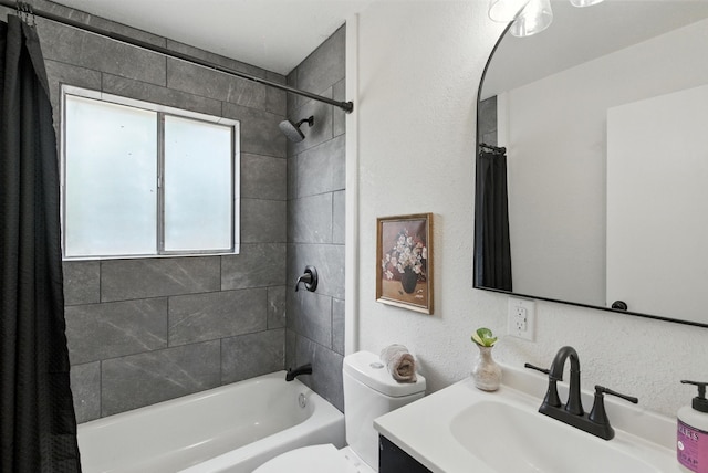 1423 W Ball St, Weatherford, TX 76086 - full bathroom with shower / tub combo with curtain and vanity