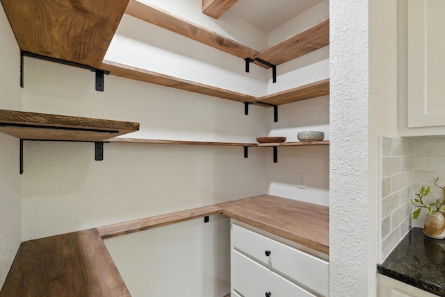 1423 W Ball St, Weatherford, TX 76086 - view of storage area