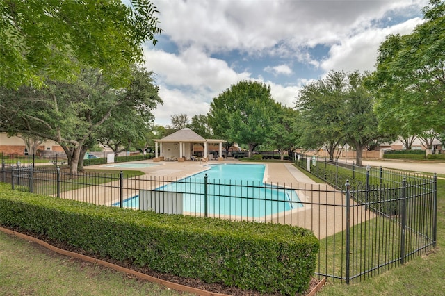 6506 Parkside Dr, Arlington, TX 76001 - community pool with a patio area
