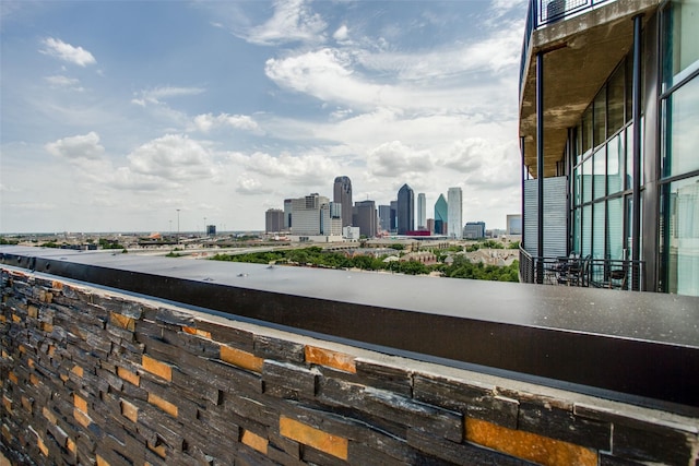 3110 Thomas Ave Unit 535, Dallas, TX 75204 - balcony with a view of skyline