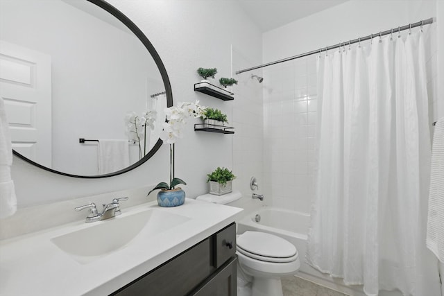 1012 Friesian Ln, Aubrey, TX 76227 - full bath with shower / bath combo, toilet, and vanity