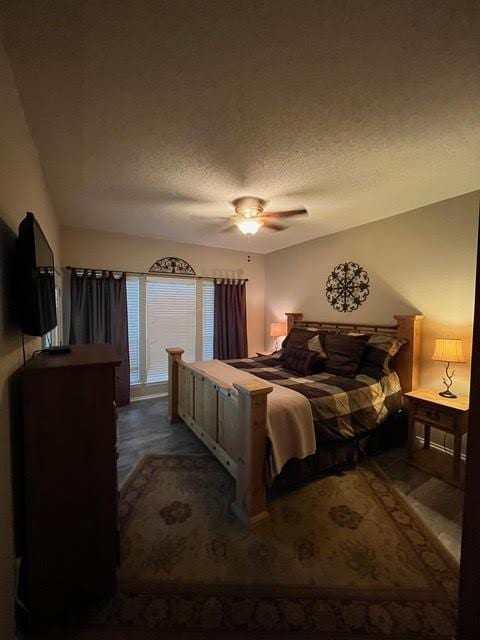 151 Summer Place Cir, Pottsboro, TX 75076 - bedroom featuring a textured ceiling and a ceiling fan