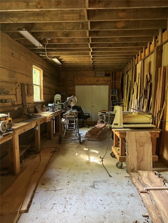 3280 Shady Grove Rd, Midlothian, TX 76065 - misc room featuring a workshop area