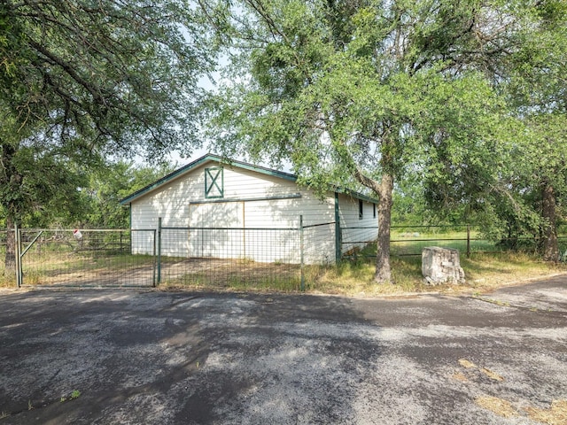 333 Forest Trl, Weatherford, TX 76085 - view of side of property