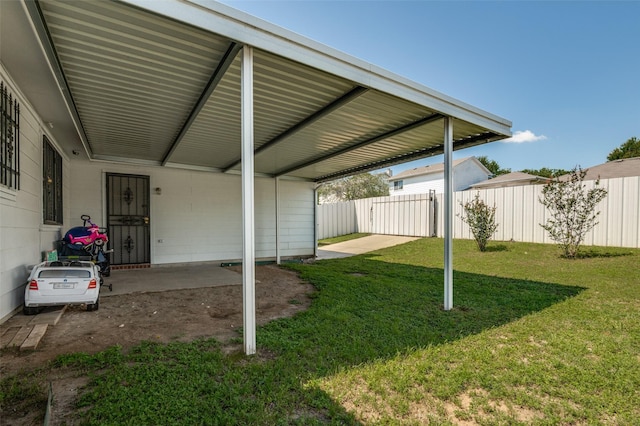7419 Concordia Ln, Dallas, TX 75241 - view of yard featuring a carport