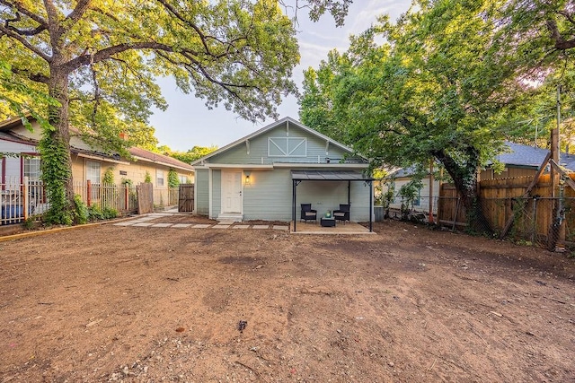 1410 Lee Ave, Fort Worth, TX 76164 - view of front of home with a fenced backyard