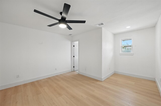 1425 Cassandra Cir, Desoto, TX 75115 - unfurnished room featuring light wood-type flooring, baseboards, and ceiling fan