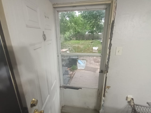 1123 Gilliam St, Bellmead, TX 76705 - view of entryway
