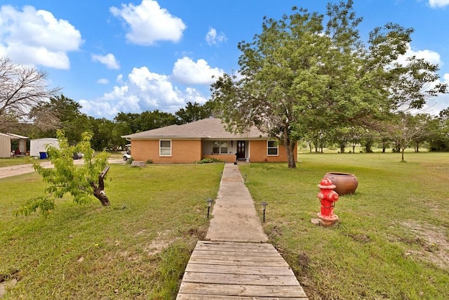 914 Glengarden St, Krum, TX 76249 - single story home with a front lawn