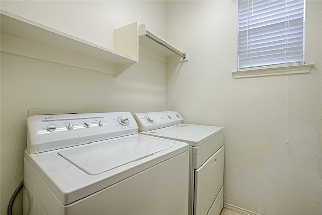 1503 Murphy Dr, Rockwall, TX 75087 - washroom with washer and dryer