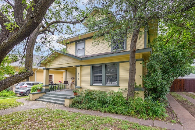 210 S Rosemont Ave, Dallas, TX 75208 - view of front of home with covered porch