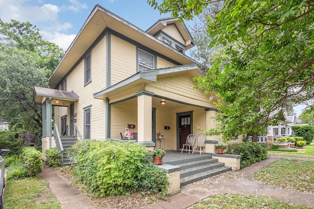 210 S Rosemont Ave, Dallas, TX 75208 - american foursquare style home with covered porch