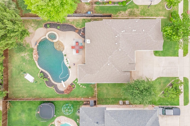 5309 Chatsworth Ln, Fort Worth, TX 76244 - aerial view of a pool