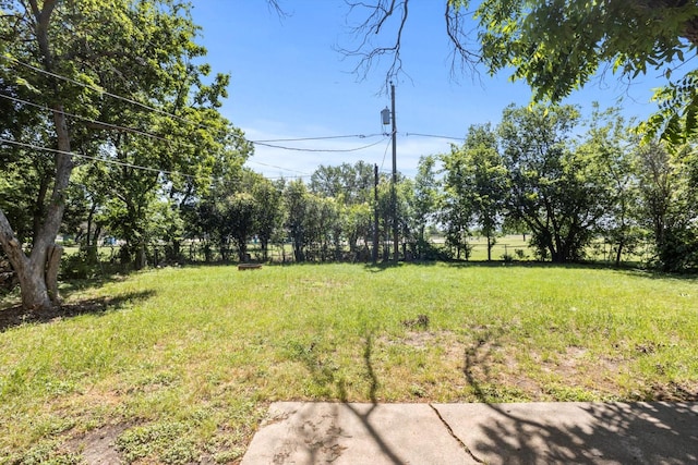 5509 Cloverdale Dr, Fort Worth, TX 76134 - view of yard