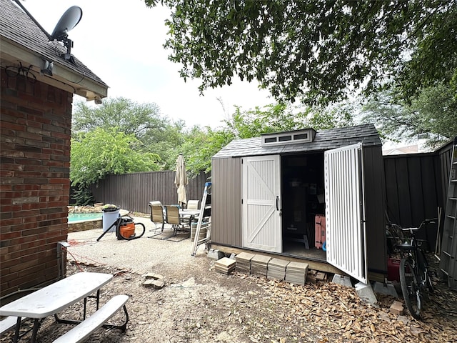 600 Black Rock Ct, Irving, TX 75063 - view of shed with a fenced backyard