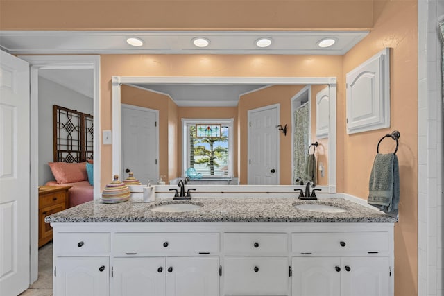 711 Aqua Vista Dr, Granbury, TX 76049 - bathroom featuring double vanity
