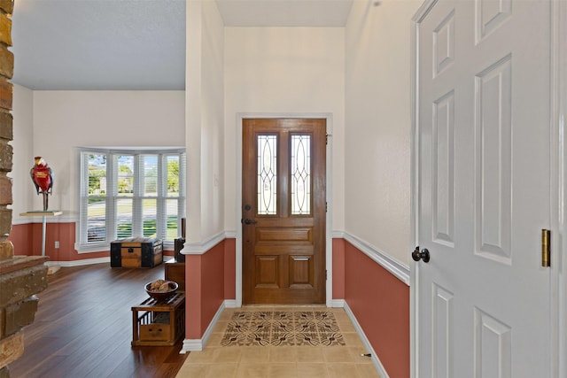 711 Aqua Vista Dr, Granbury, TX 76049 - foyer entrance with baseboards