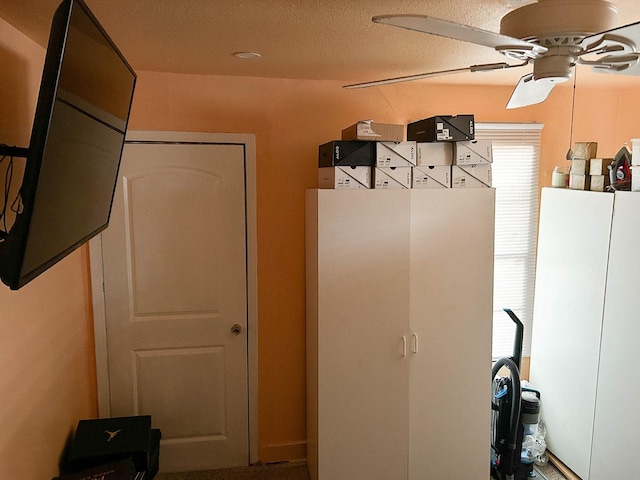 1611 Ave B, Dallas, TX 75203 - mudroom featuring ceiling fan