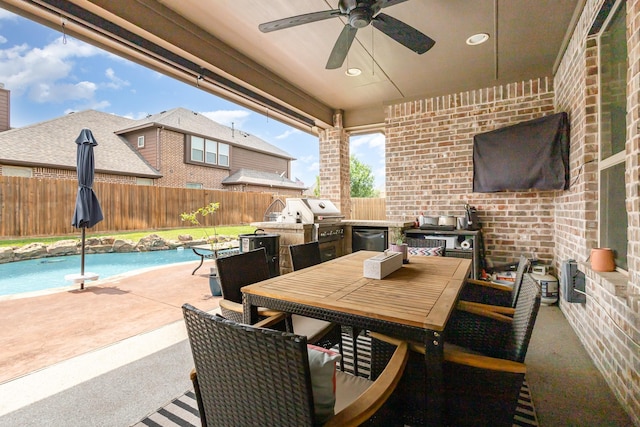 1502 Barley Ct, Forney, TX 75126 - fenced backyard featuring ceiling fan, outdoor dining area, and a patio