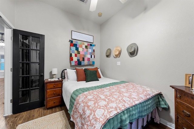 112 Topaz Cir, Hewitt, TX 76643 - bedroom featuring wood finished floors, ceiling fan, and baseboards
