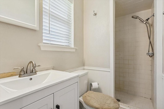 1004 Fairway Ln, Mexia, TX 76667 - bathroom with a stall shower, toilet, and vanity