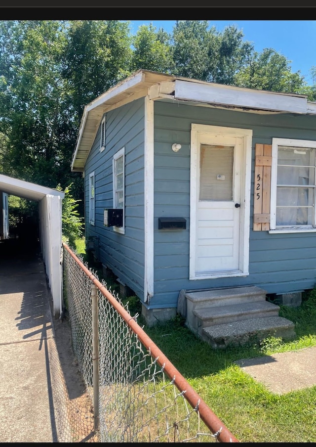 525 Sassafras Ave, Shreveport, LA 71106 - view of entrance to property