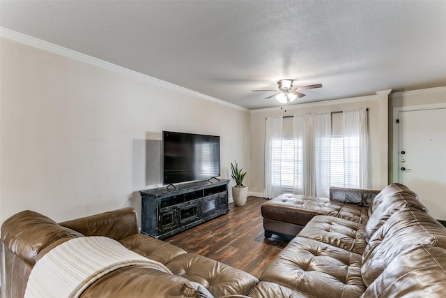 1017 Meadowbrook Dr, Grapevine, TX 76051 - living room featuring wood finished floors, ornamental molding, a ceiling fan, and baseboards