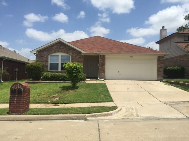 5658 Hunters Bend Ln, Dallas, TX 75249 - ranch-style home featuring a garage, driveway, a front lawn, and brick siding