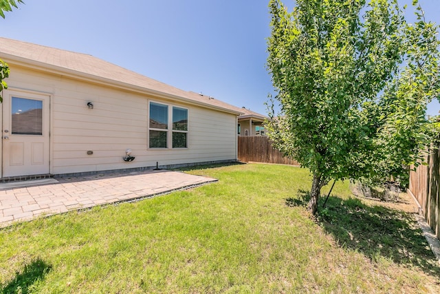 2409 Buelingo Ln, Fort Worth, TX 76131 - view of yard featuring a patio