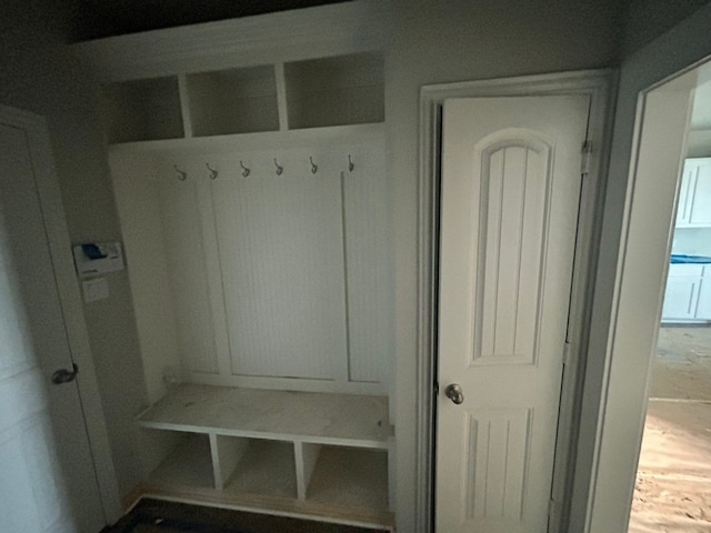 3514 Columbus St, Gainesville, TX 76240 - view of mudroom