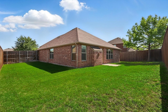 7802 Lindsey Dr, Rowlett, TX 75088 - back of property featuring brick siding