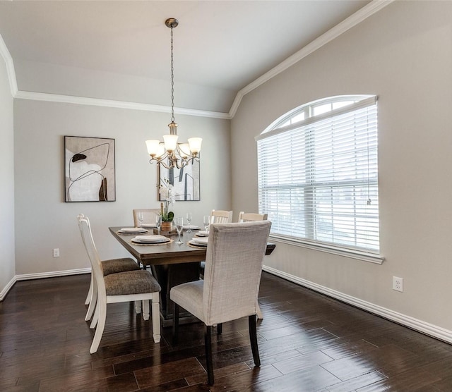 7602 Bridge Water Cir, Frisco, TX 75034 - dining room featuring a chandelier, ornamental molding, dark wood-style floors, baseboards, and lofted ceiling