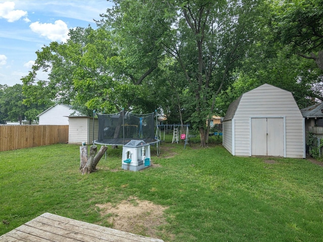 202 S Wood St, Cleburne, TX 76033 - view of yard with a trampoline