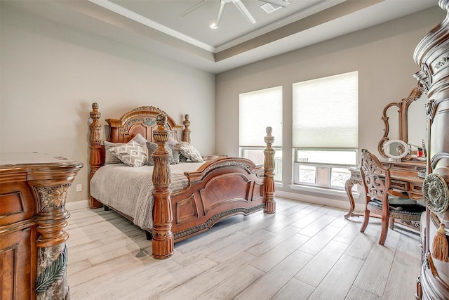 1305 Crown Valley Dr, Weatherford, TX 76087 - bedroom featuring crown molding, light wood-style floors, baseboards, ceiling fan, and recessed lighting