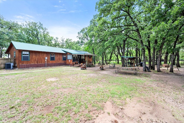 1890 Oak Valley Ln, Corsicana, TX 75110 - view of yard with central AC