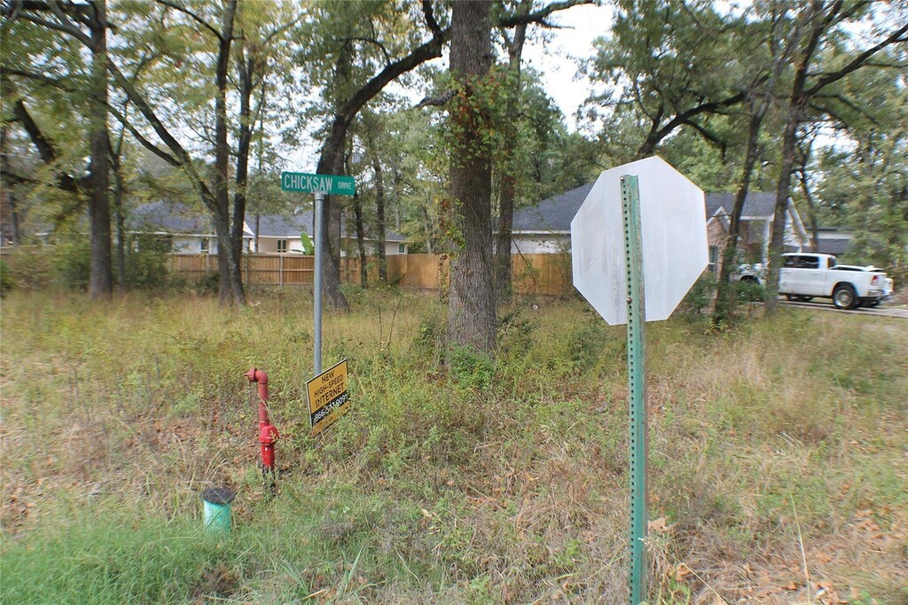 6101 Chickasaw Dr, Mabank, TX 75156
