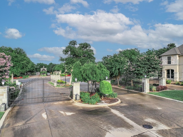 1416 Windmill Hill Ln, Cedar Hill, TX 75104