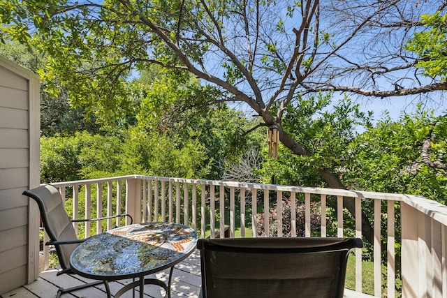 2902 Shady Lake Cir, Carrollton, TX 75006 - view of balcony