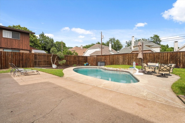 12212 Ridgefair Pl, Farmers Branch, TX 75234 - view of pool with a patio area and a fenced backyard