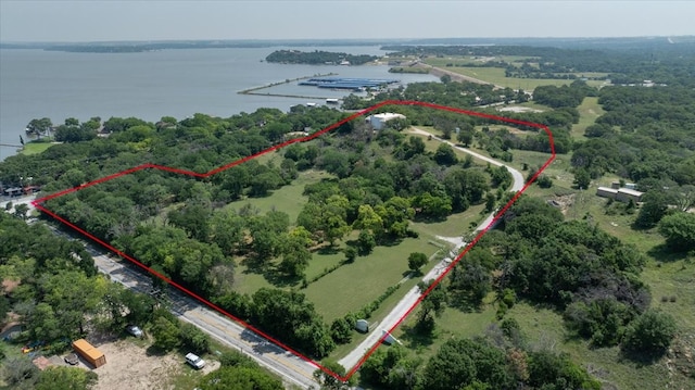 7750 Hanger Cutoff Rd, Fort Worth, TX 76135 - view of property location featuring property boundaries highlighted and a large body of water