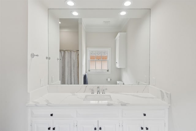 3008 Rosedale Ave, University Park, TX 75205 - bathroom with vanity, recessed lighting, and crown molding