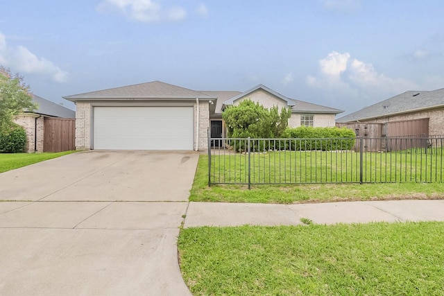 904 Havenbrook Dr, Arlington, TX 76001 - view of front facade with brick siding and concrete driveway