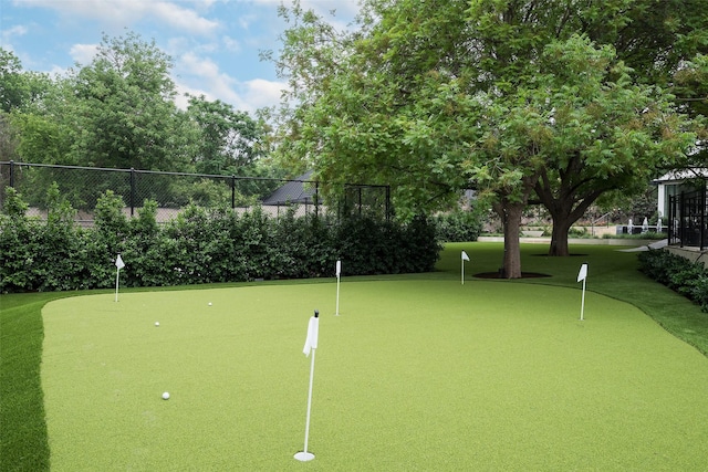 5531 Walnut Hill Ln, Dallas, TX 75229 - view of property's community featuring a putting green