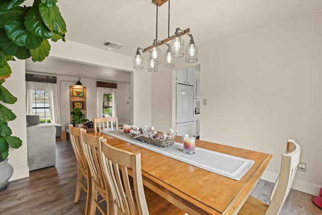 2302 Warwick Ave, Grand Prairie, TX 75052 - dining area with wood finished floors
