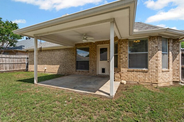 1039 Spring Hill Dr, Saginaw, TX 76179 - view of patio featuring ceiling fan