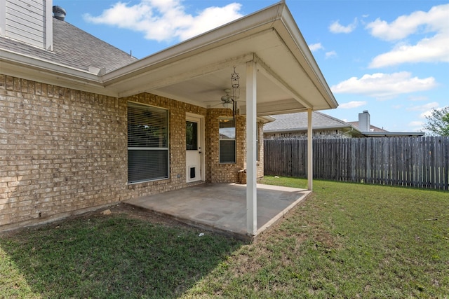 1039 Spring Hill Dr, Saginaw, TX 76179 - view of patio / terrace with a ceiling fan